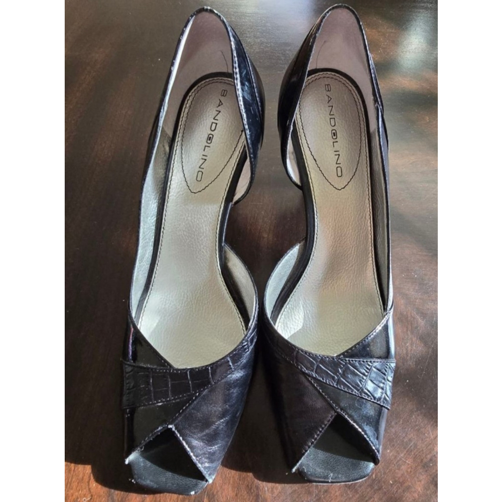 Women's Bandolino Black Snakeskin Embossed Peep Toe Heels Size 7.5